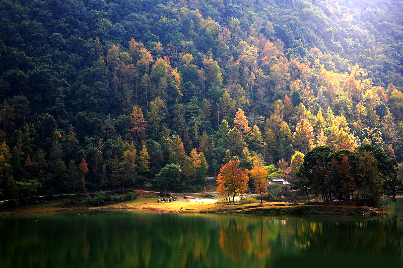 🏞️ 红枫湖