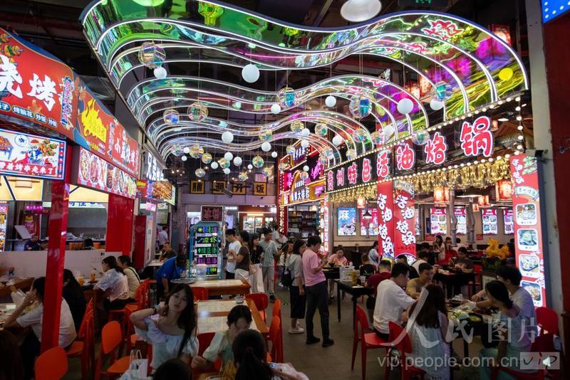 青云路夜市