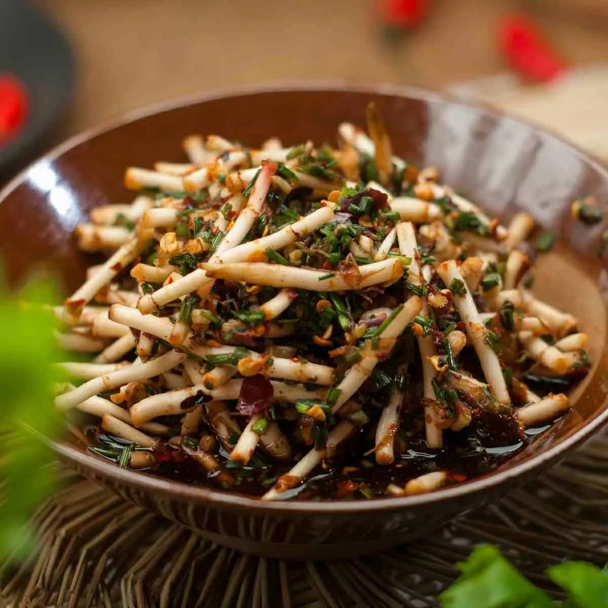 折耳根（鱼腥草）